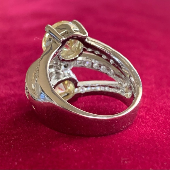 Sterling Silver Diamond Simulant Ring - Picture 10 of 17